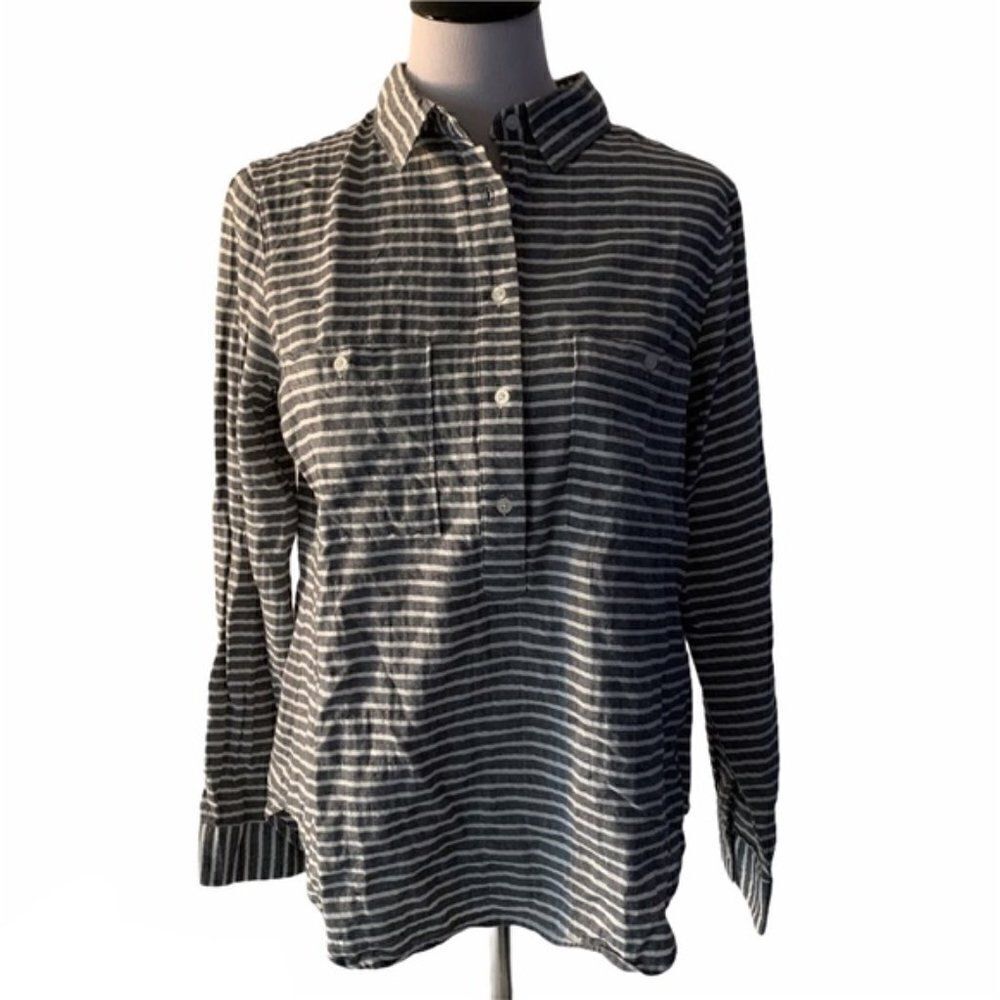 Max Jeans Women’s 1/4 Button Down size M